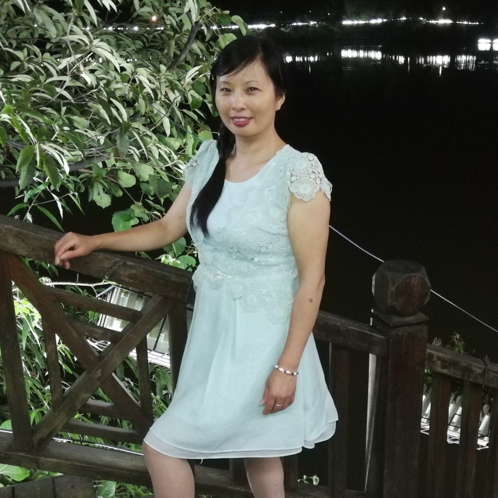 相濡以沫泪相连的照片