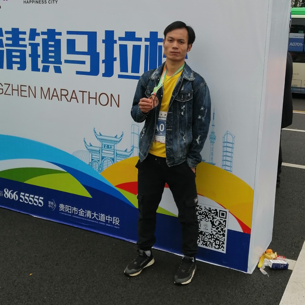 宝马吃醋知性的照片