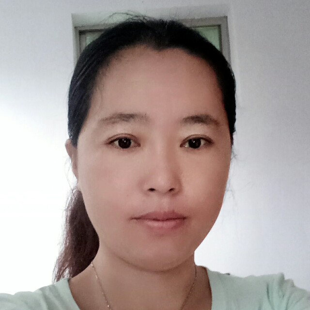 任素利的照片