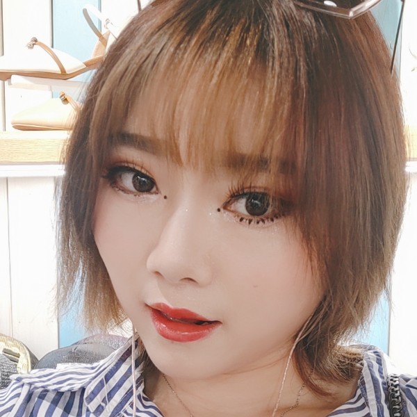 赵小蝶的照片