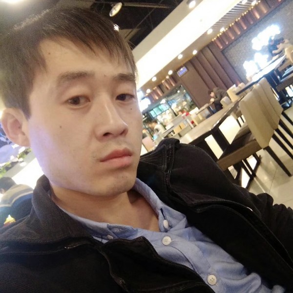 @   多年以后的照片