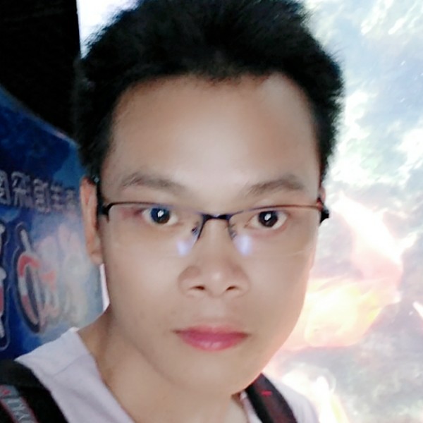 初夏与水壶的照片