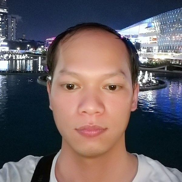 内向中年大叔的照片