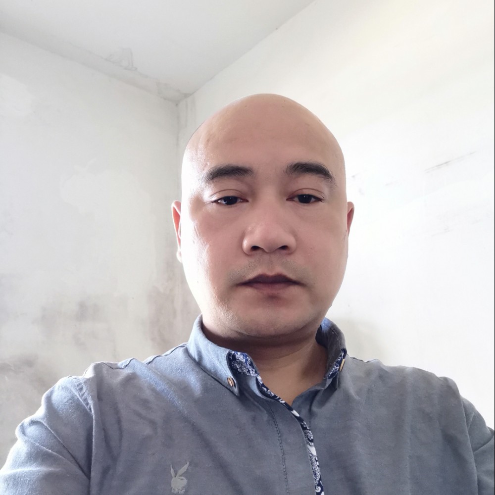 枕头回眸敏感的照片