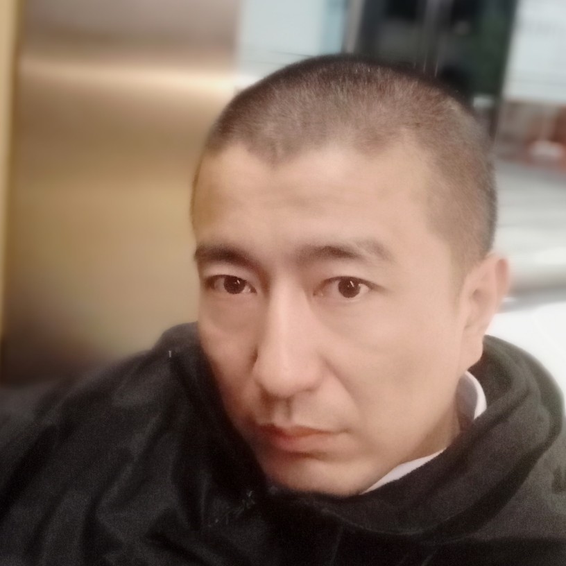 觉远的照片
