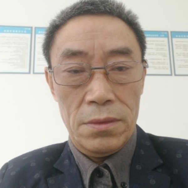 劳动换来幸福的照片