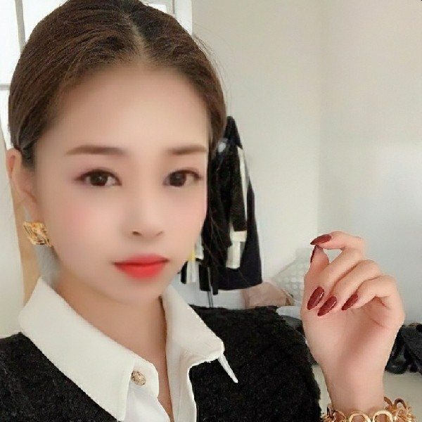 兮颜给坚强的照片