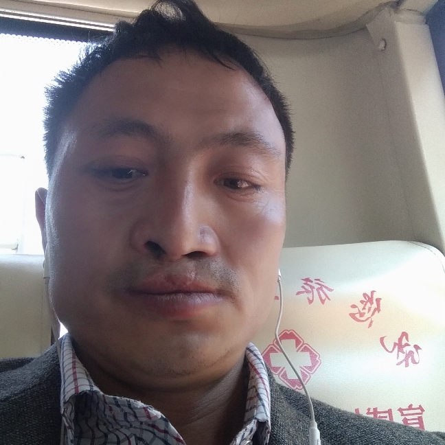 跳跃等于宝贝的照片