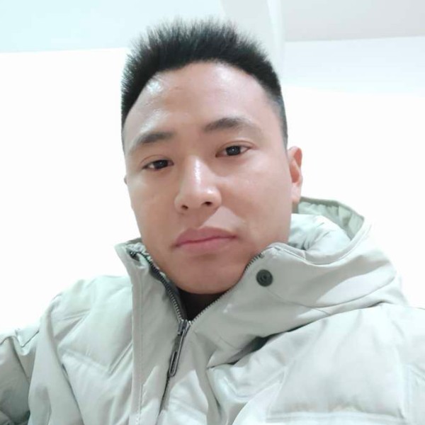 超帅扯玫瑰的照片