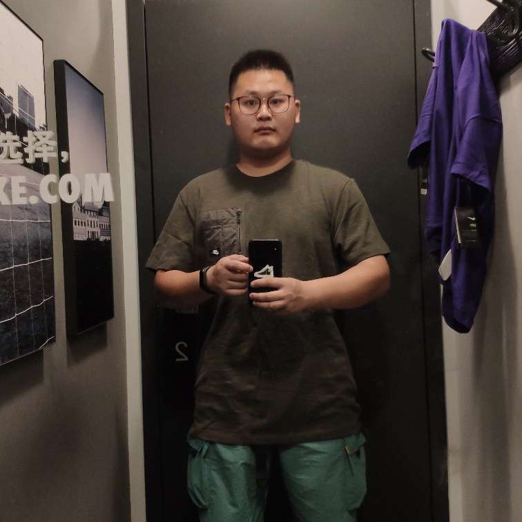 大吃一鲸红烧肉的照片