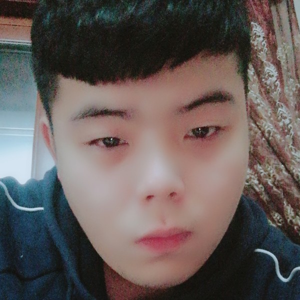 xs肖少的照片