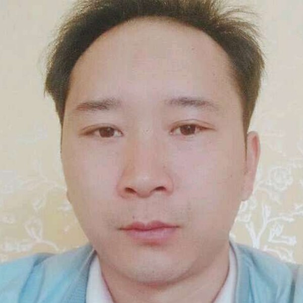 过时等待浮波的照片
