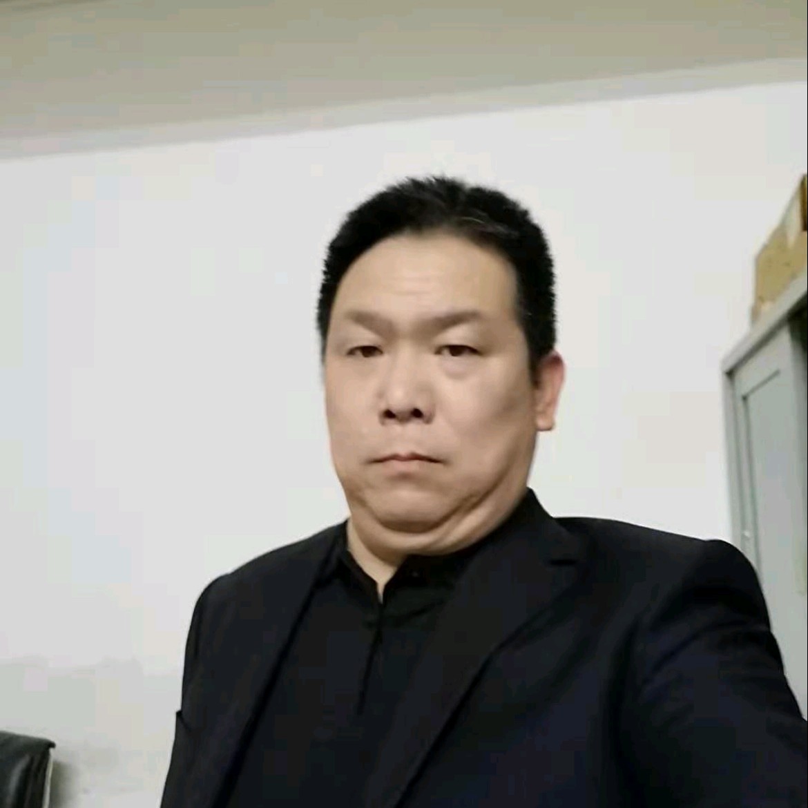 沉默新生的照片