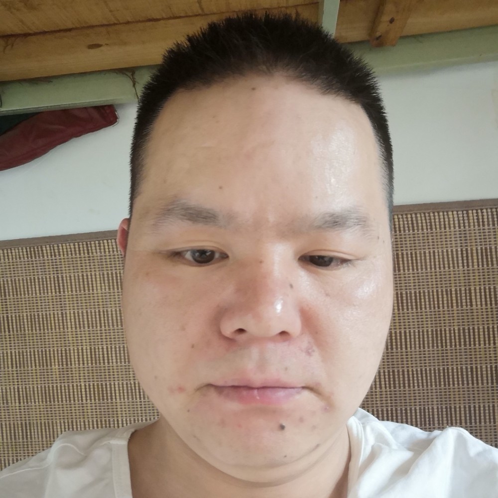 呓语欢呼的照片