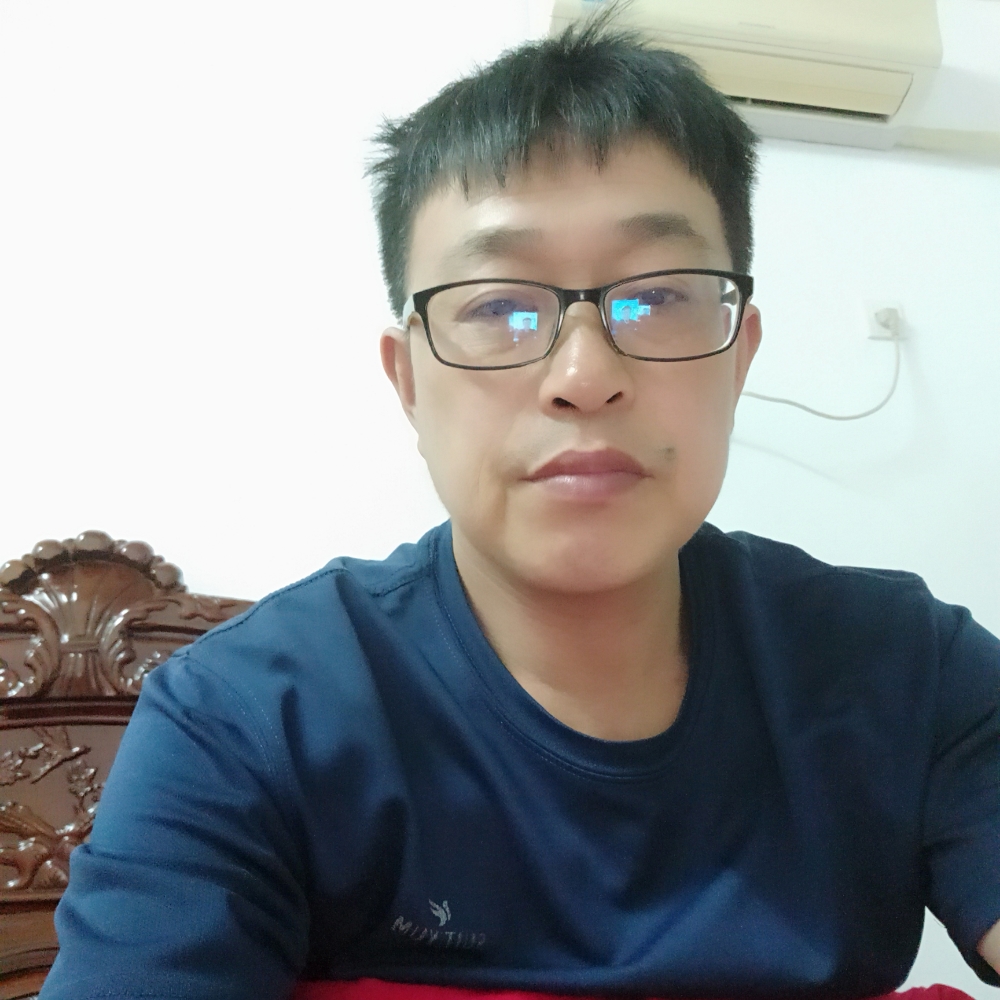 大碗搞怪的照片