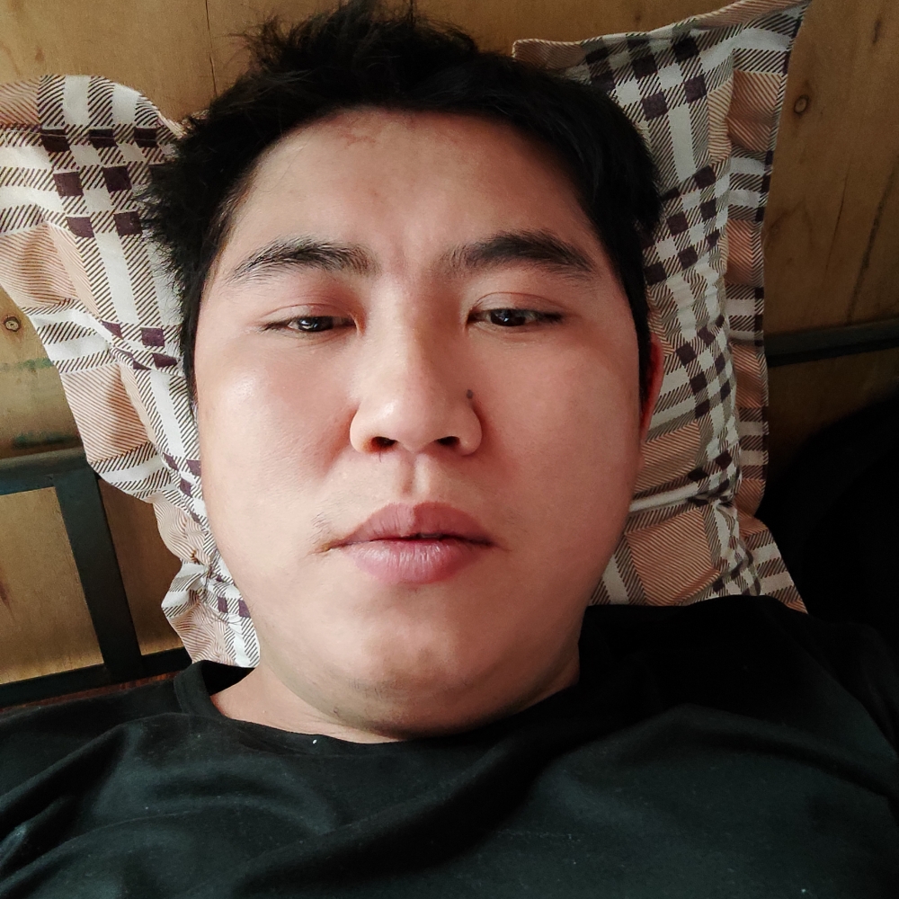 薛赢的照片