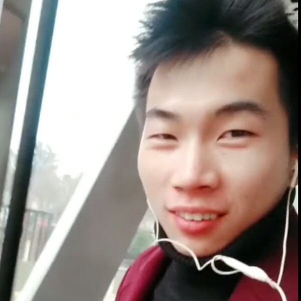 坤哥激怒的照片