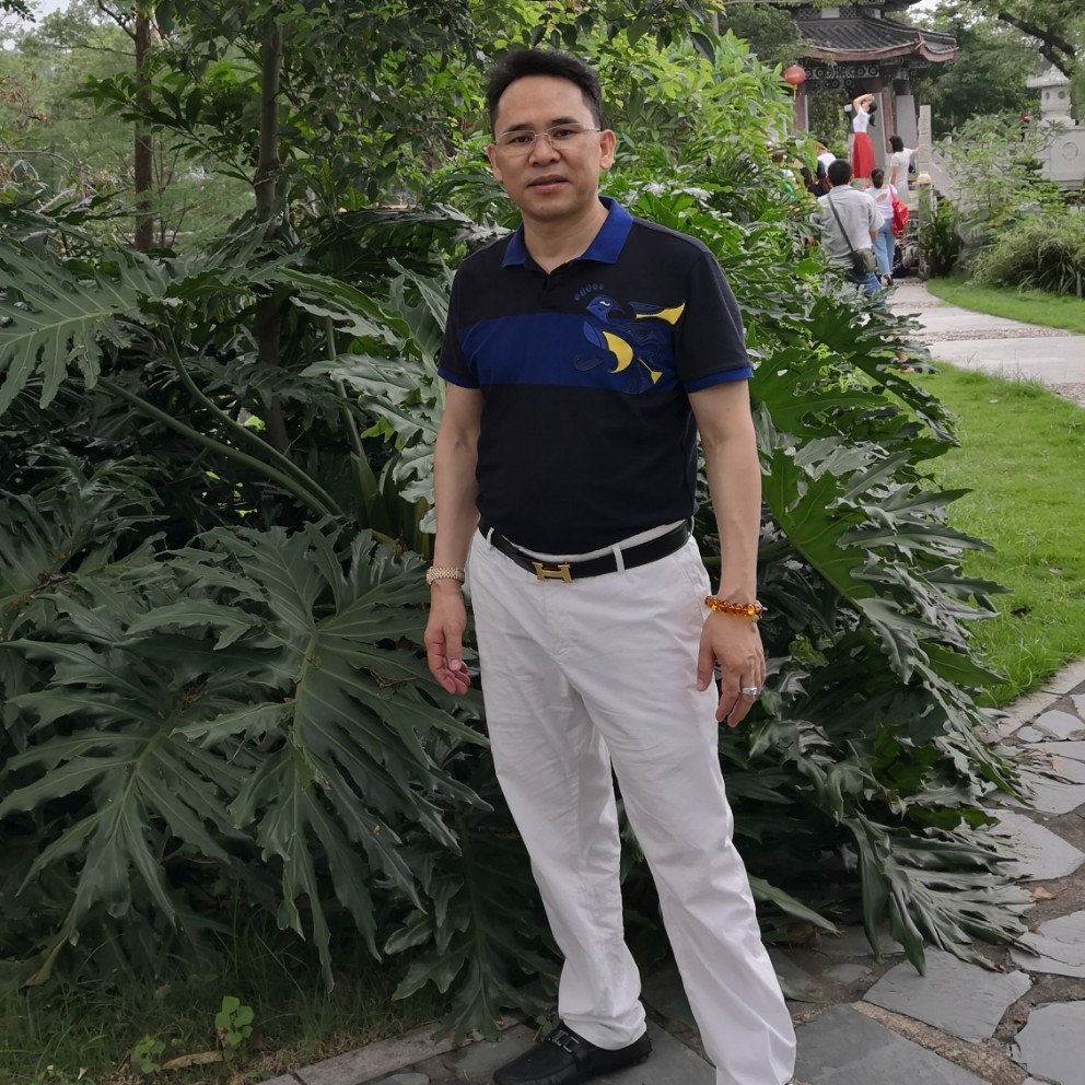 找鼠蛇鸡生肖为妻的照片