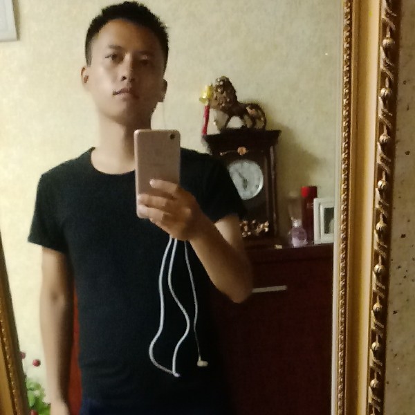 小曾丶的照片