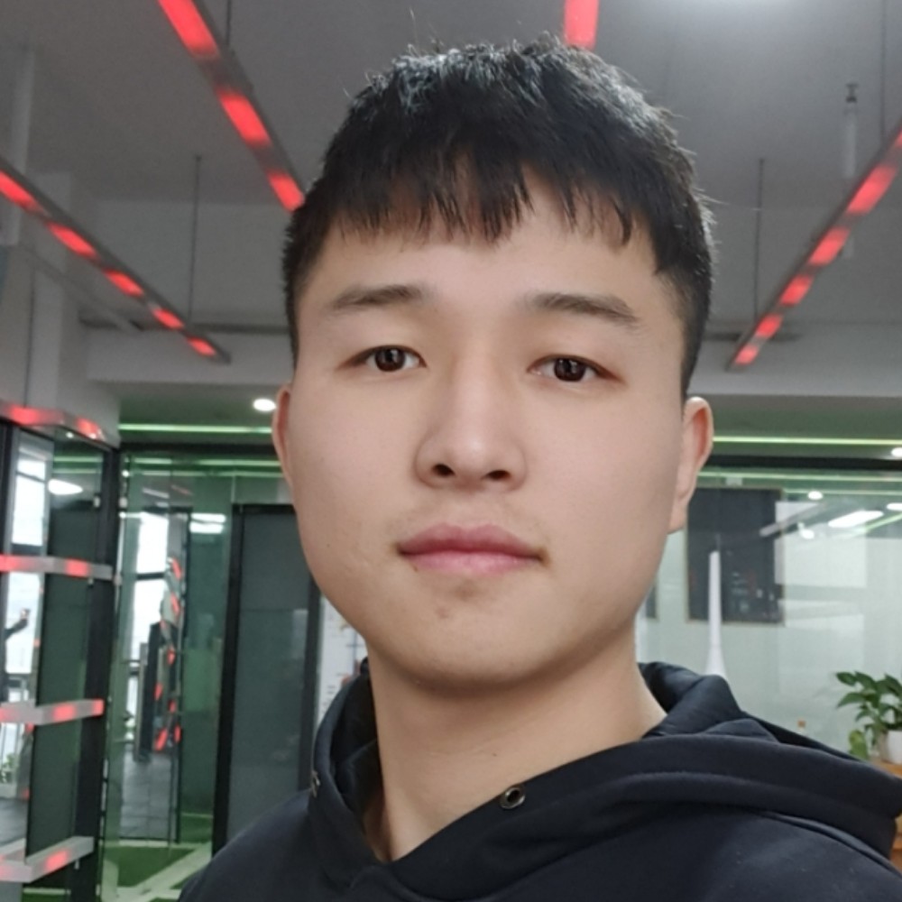 心劫浅吻可靠的照片