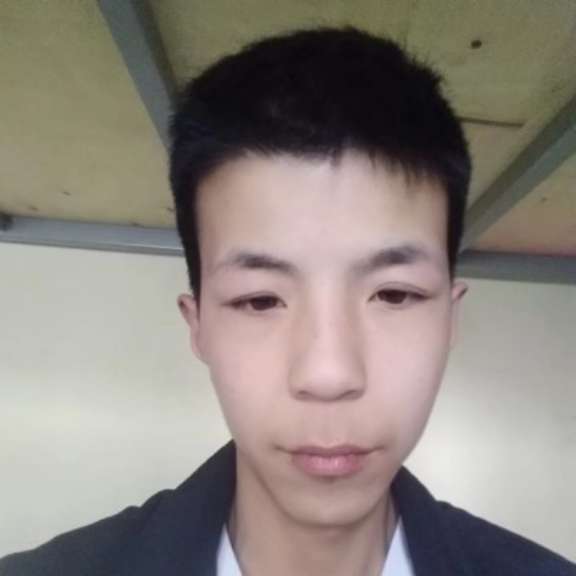 陌殇回首谁的照片