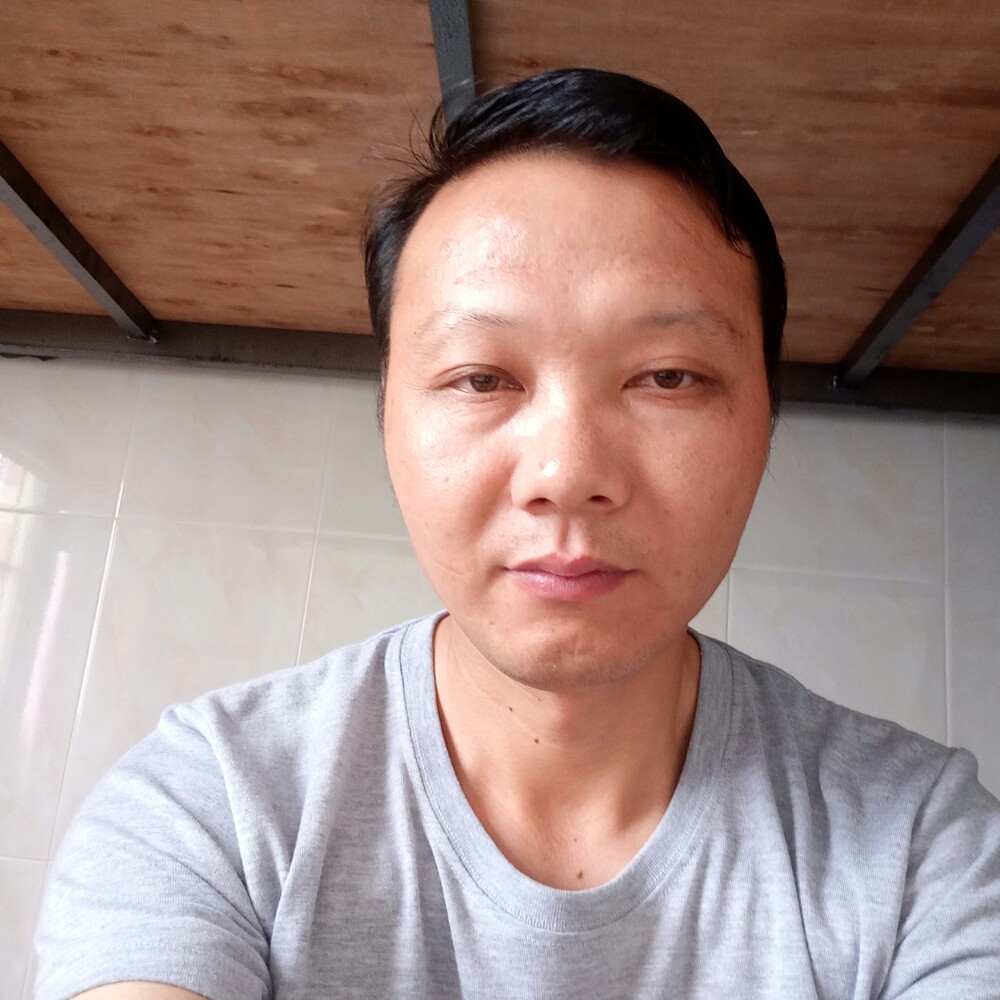 流花不断流水的照片