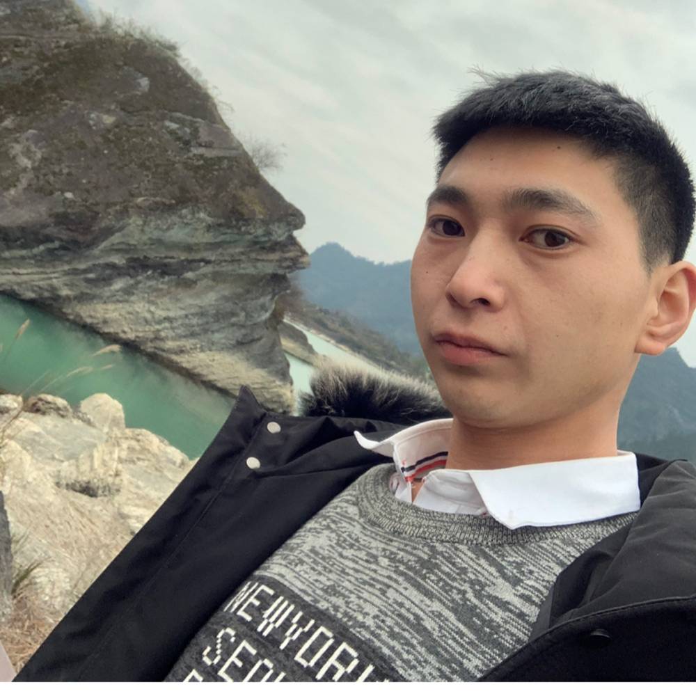 街角，遇见爱的照片