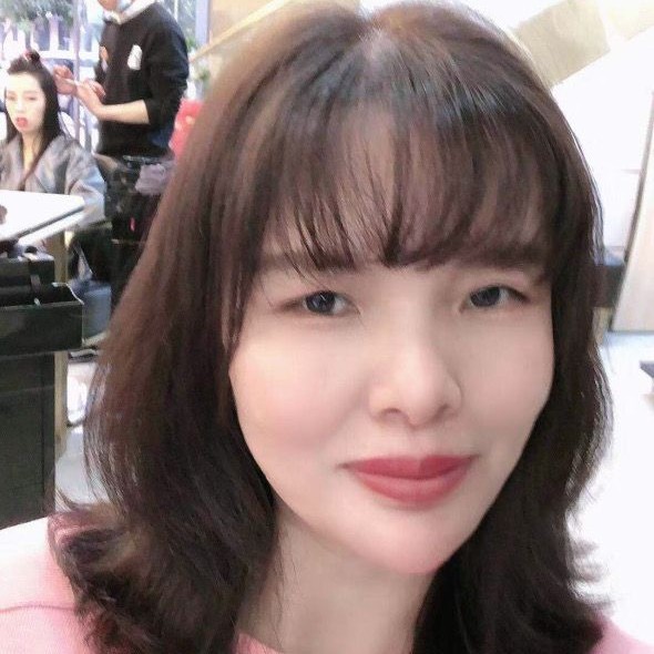 香水邂逅傻傻的照片