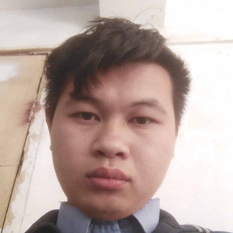细心挽手溪流的照片