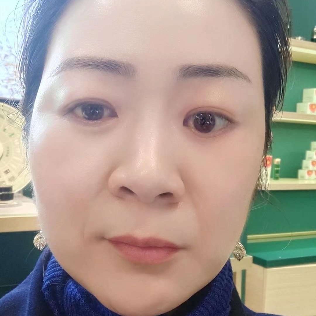 薇清的照片