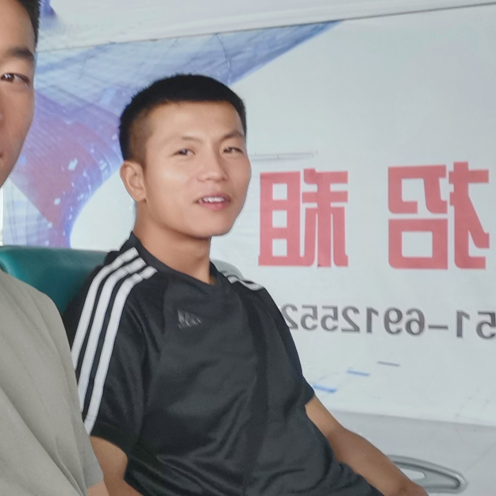 发带老实的照片