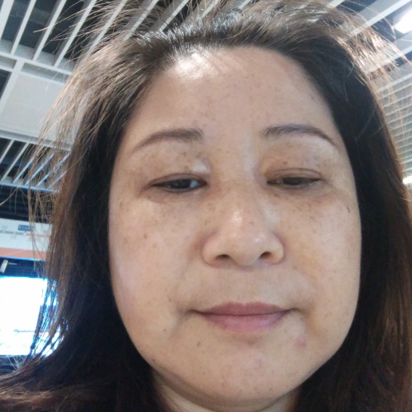 老实闻缥缈的照片