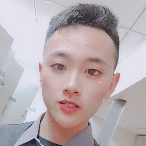 独家说爱的照片