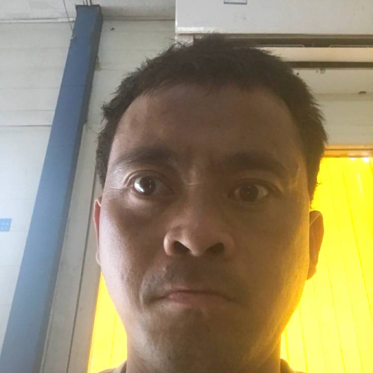吕云杰的照片