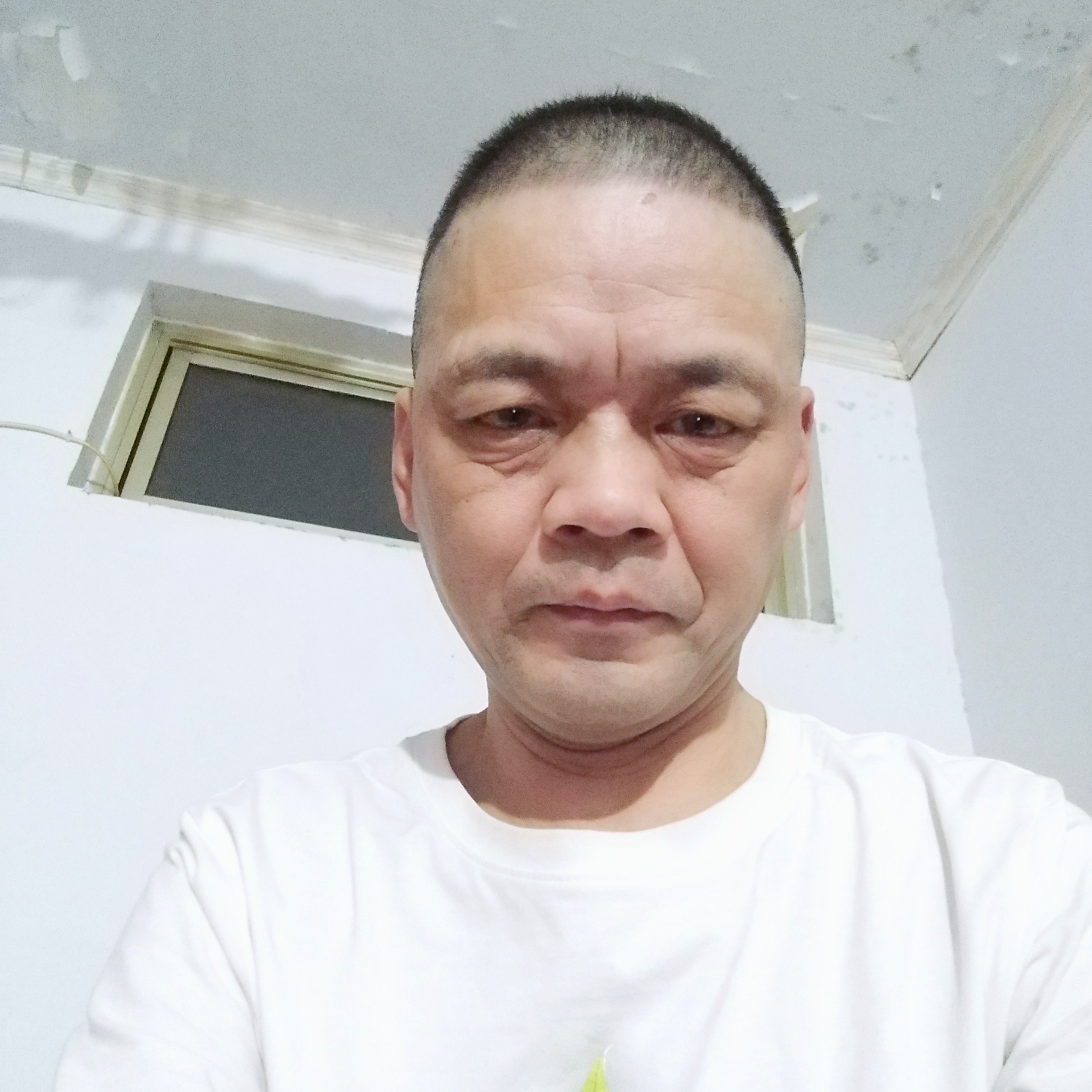 怕黑打冬日的照片