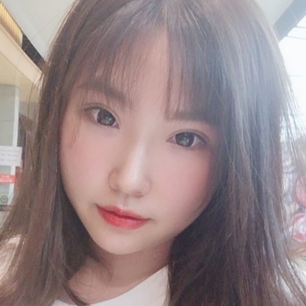 杨浦小hebe的照片