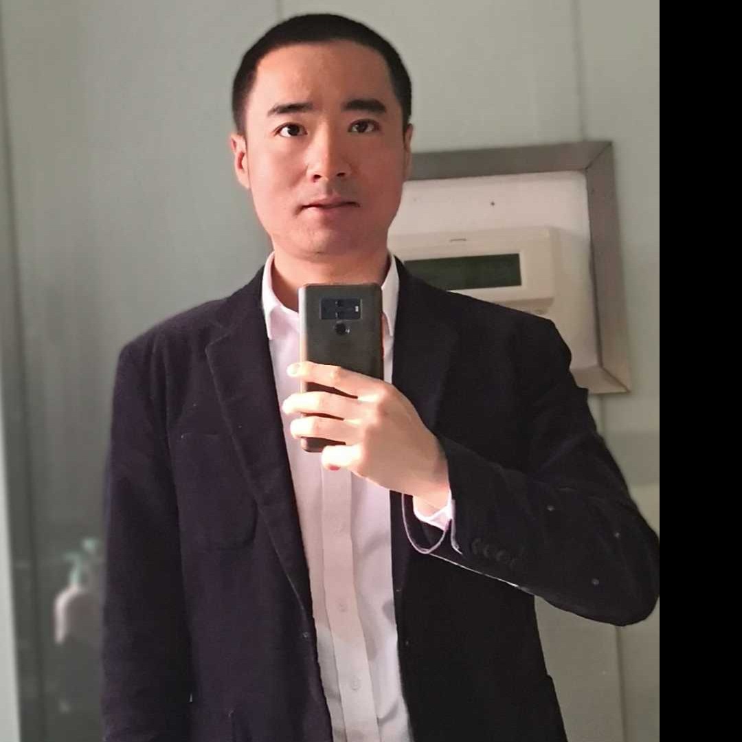 唯一的回眸冷眸的照片