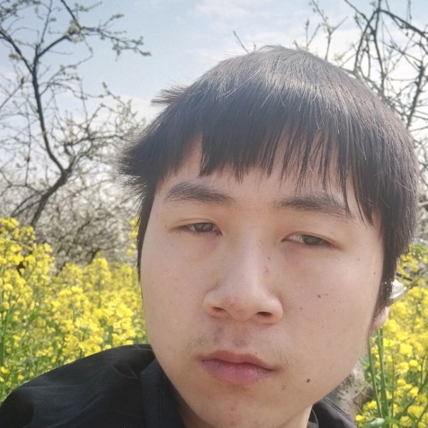 魅力小哥哥的照片