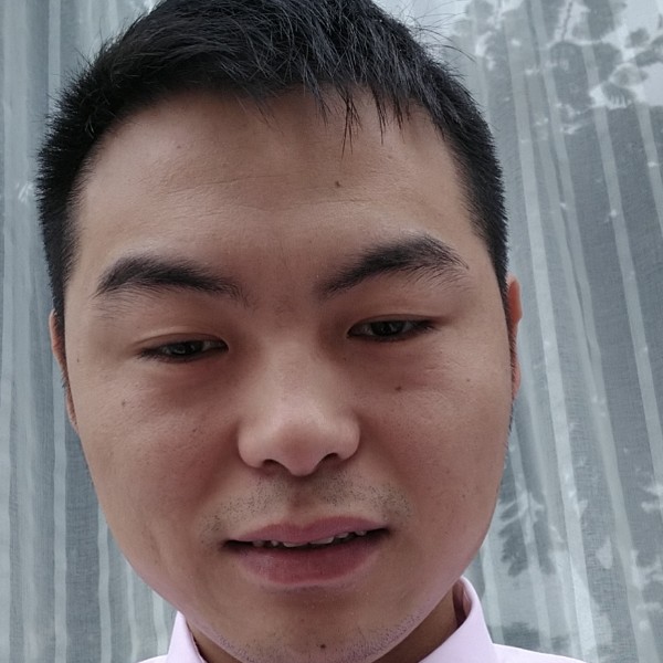 李家三少爷的照片