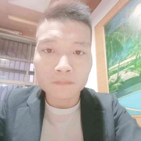 旧颜结实的照片