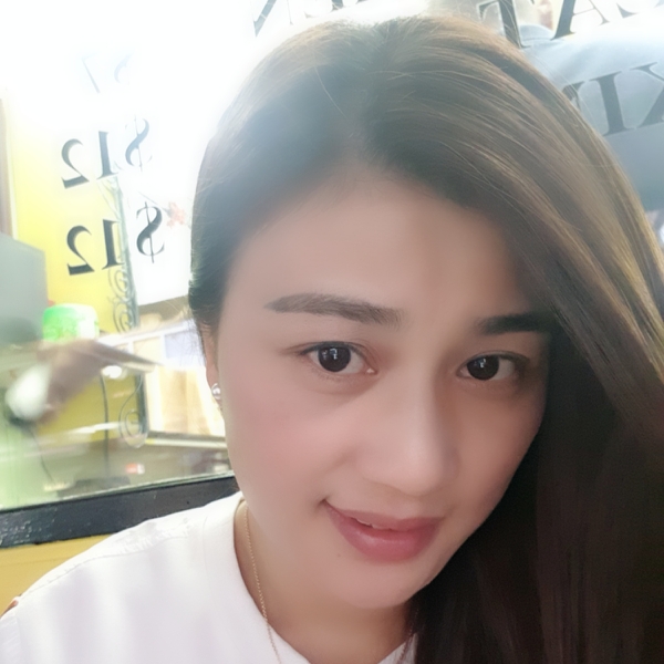 淡淡老师的照片