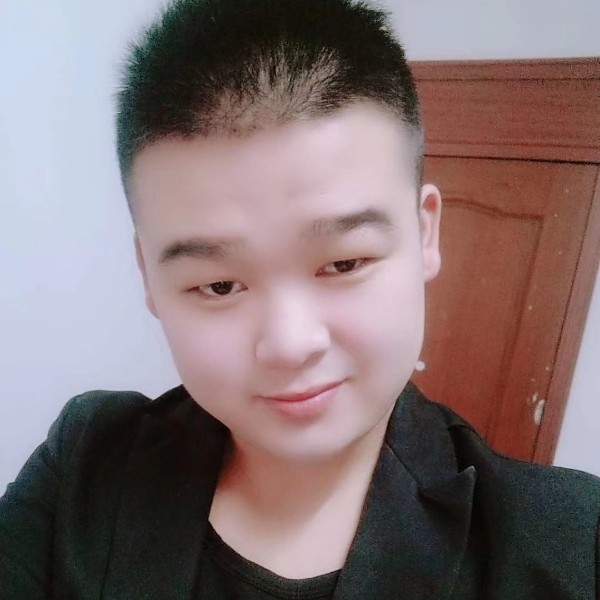 受伤闻初雨的照片