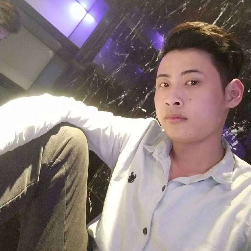 妖娆爱方盒的照片