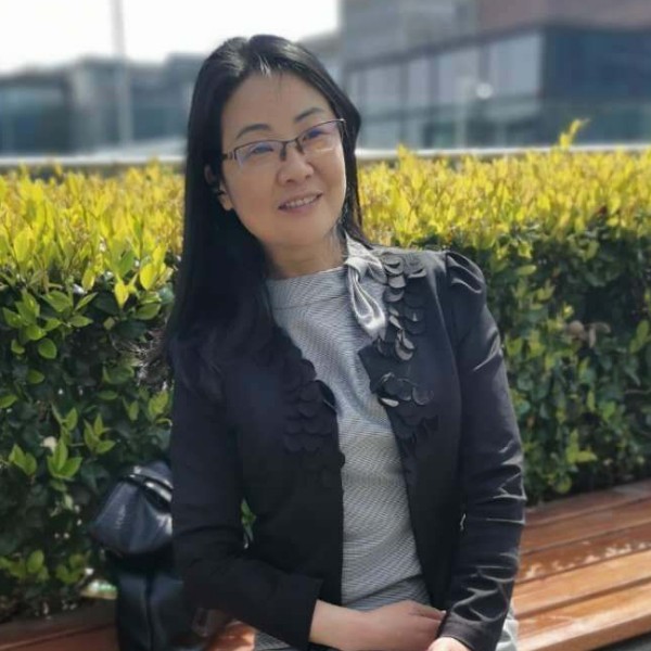 矜柔那绚烂的照片