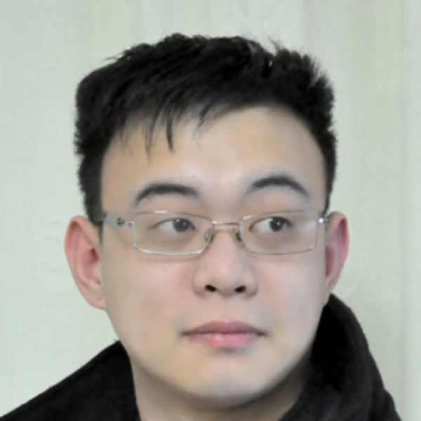 凰枱梓的照片