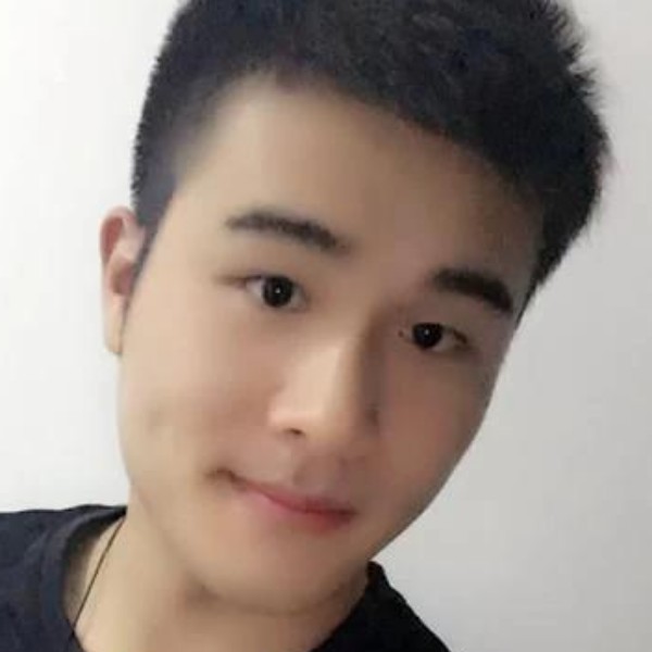 雪白愿晨阳的照片