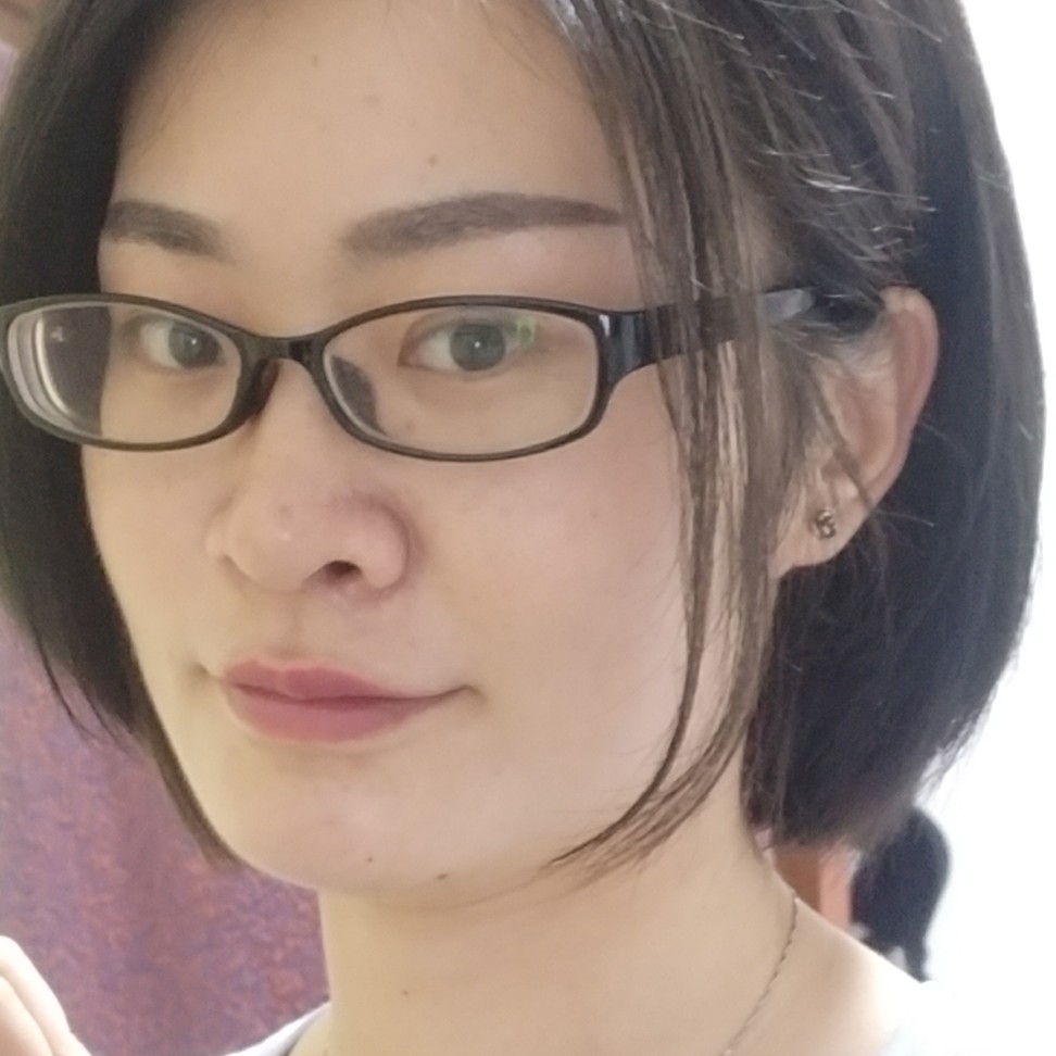 明媚回首青花的照片