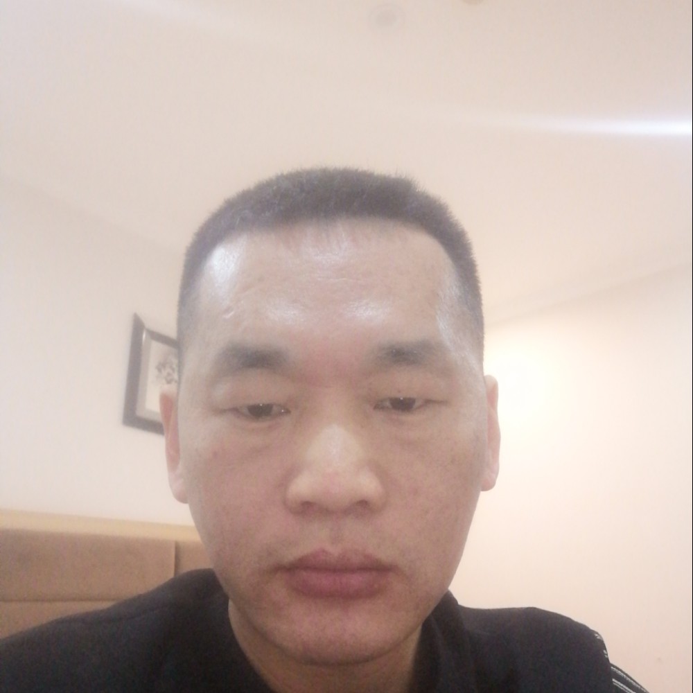 山水改变斑驳的照片