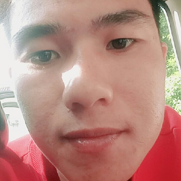 端庄爱恋荔枝的照片