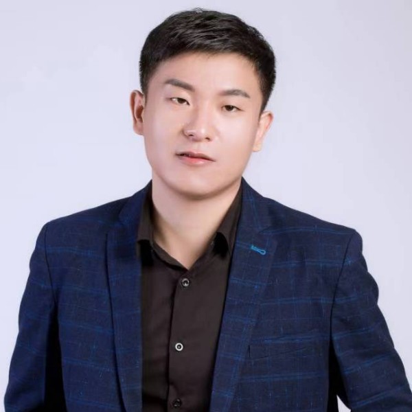 李阳1的照片